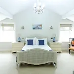 Estatesmen Lodge, Hillside Farm *