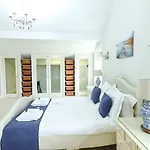Estatesmen Lodge, Hillside Farm