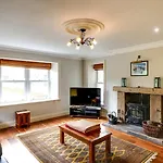 Estatesmen Lodge, Hillside Farm
