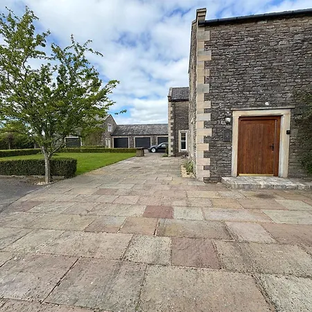 Estatesmen Lodge, Hillside Farm