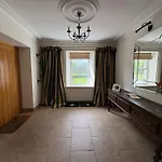 Estatesmen Lodge, Hillside Farm Holiday home *