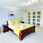 Estatesmen Lodge, Hillside Farm *