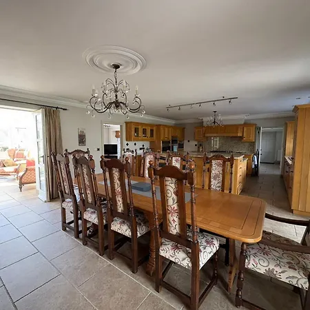 Estatesmen Lodge, Hillside Farm *