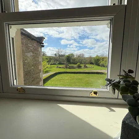 Estatesmen Lodge, Hillside Farm *