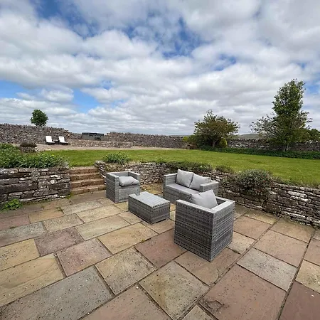 Estatesmen Lodge, Hillside Farm * Kirkby Stephen