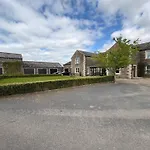Estatesmen Lodge, Hillside Farm *