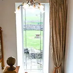 Estatesmen Lodge, Hillside Farm *